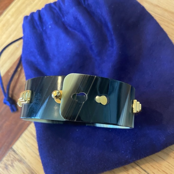 Tory Burch bracelet - Picture 3 of 3